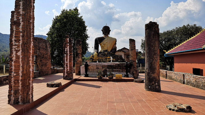 Day 10: Vientiane City Tour (Breakfast)